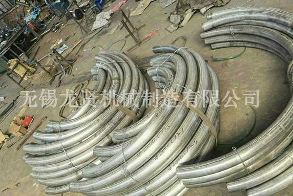 不銹鋼半管在化工行業有啥用途？